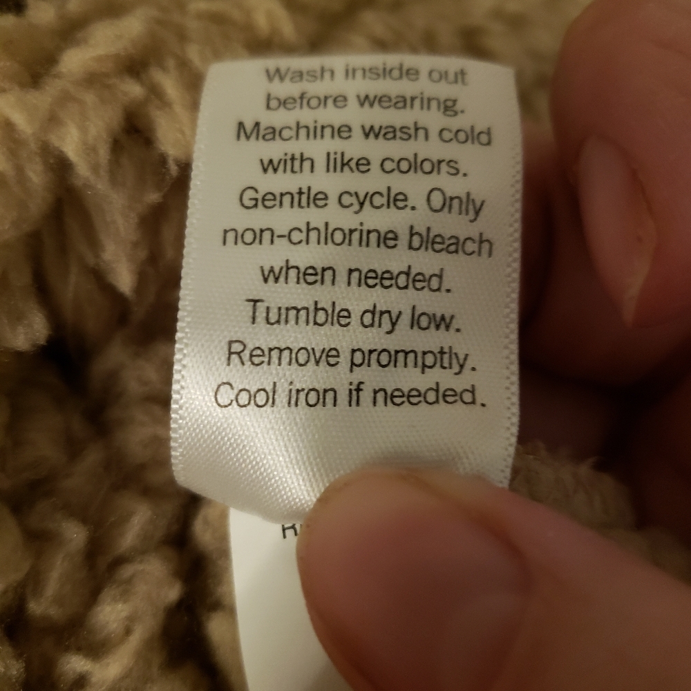 SO Sherpa Teddy Bear Fleece - Picture 8 of 10